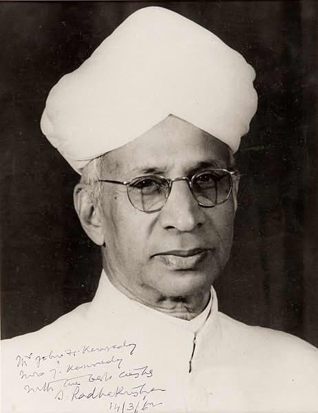 "happy-teachers-day-quotes-in-hindi-2025"