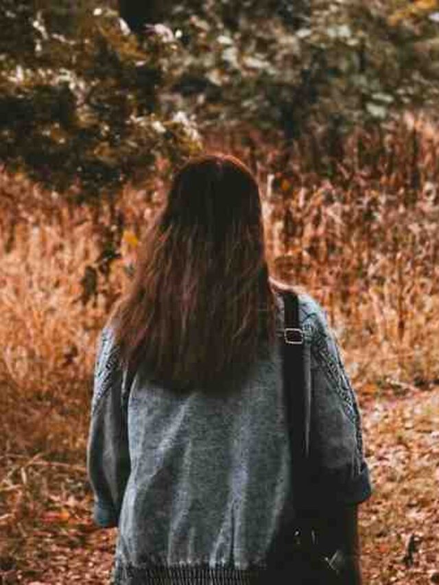 Tanhai Ki Kahani – Alone Shayariतन्हा हूँ… मगर ज़िंदा हूँ